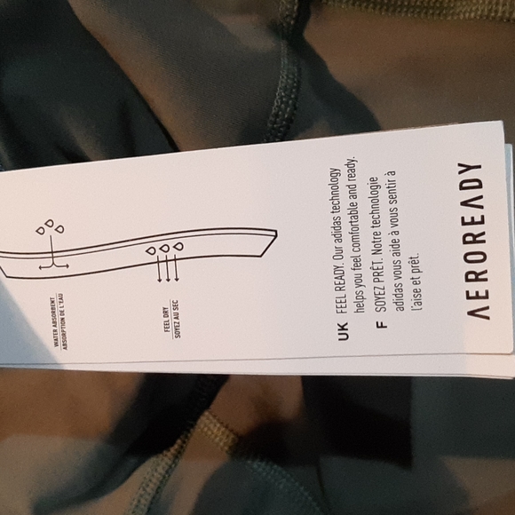 BNWT adidas leggings sm - Picture 4 of 9